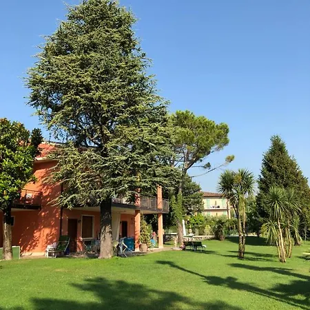 Apartahotel Oasi Manerba del Garda