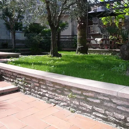 Oasi Apartahotel *