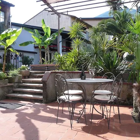 Oasi Apartahotel Manerba del Garda